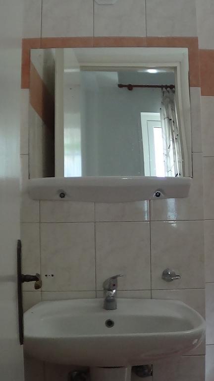 Mouroukis Rooms Λουτρά Αιδηψού Δωμάτιο φωτογραφία